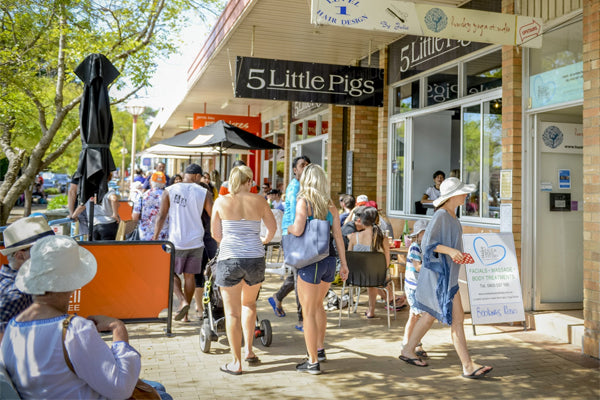 huskisson shopping strip